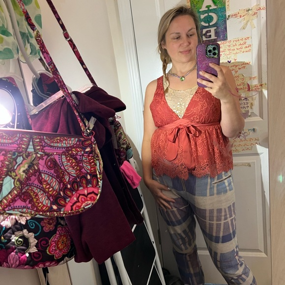 EUC 555💙💗FREE PEOPLE! SEXY CHANTELACE TANK CROP TOP💗💙S PINK FRENCHIE KISS - Picture 1 of 16